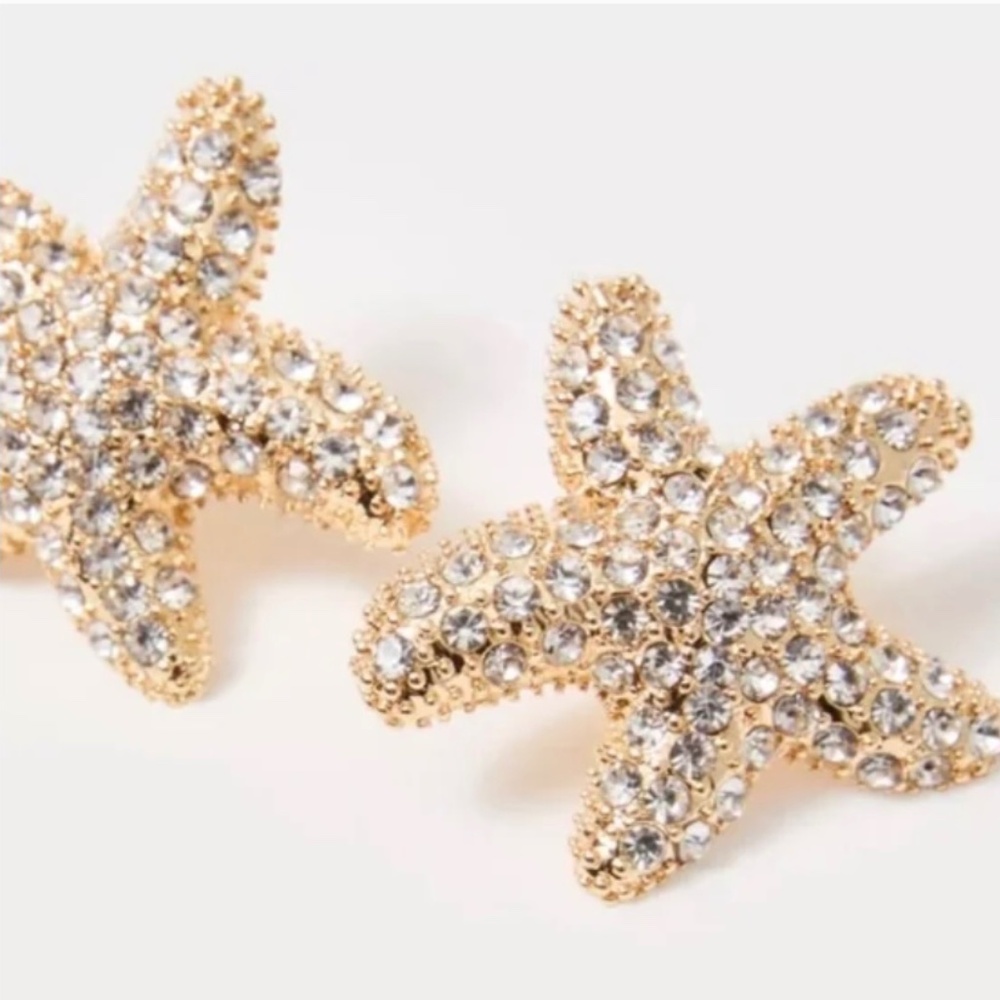 $43 Lilly Pulitzer Starfish Stud Earrings. New